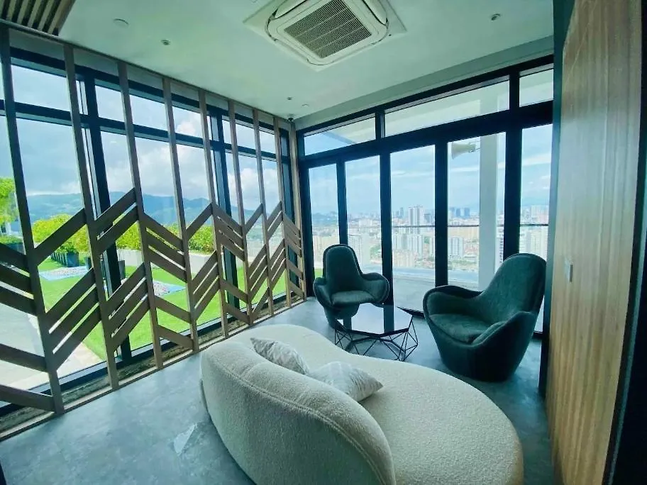 Infinity Pool, Georgetown, Up To 11 Pax, 2 Bedrooms, 2 Bathrooms, 2 Car Parks By Star Home Jelutong 0*,  Μαλαισία