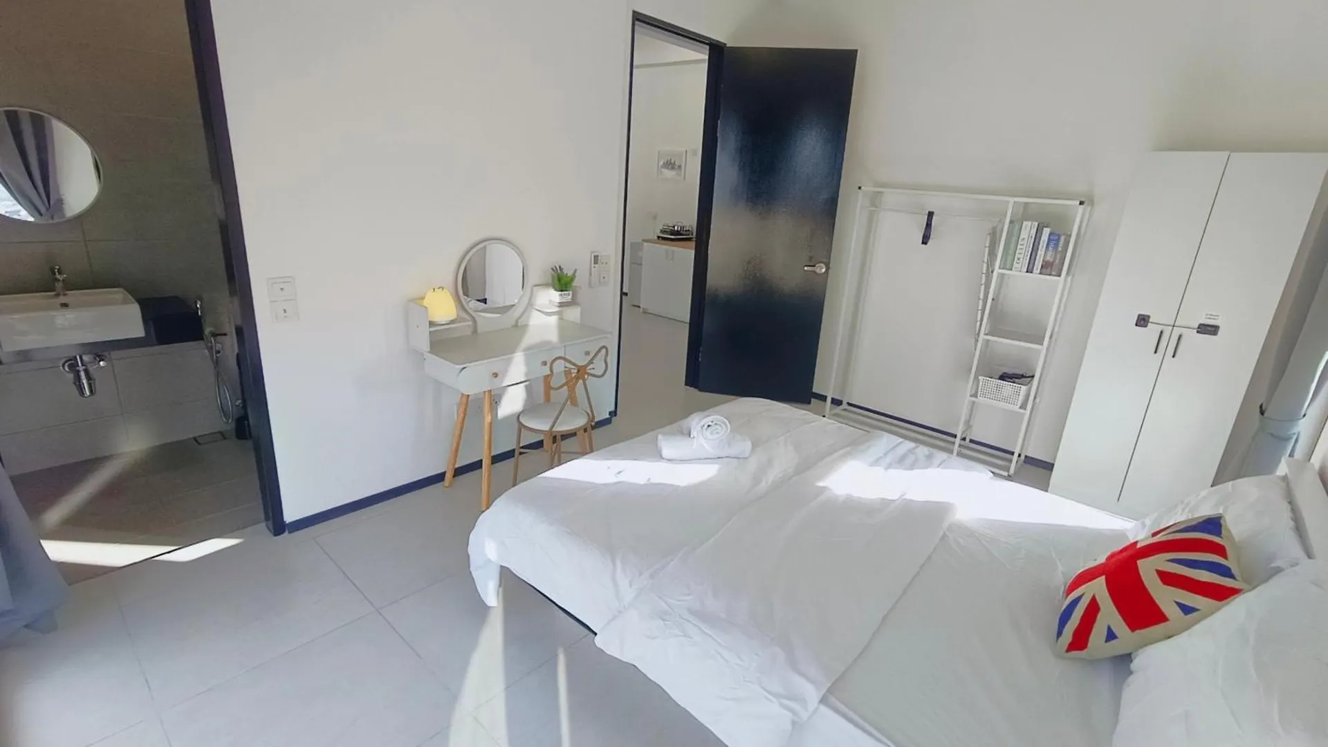 Infinity Pool, Georgetown, Up To 11 Pax, 2 Bedrooms, 2 Bathrooms, 2 Car Parks By Star Home Jelutong
