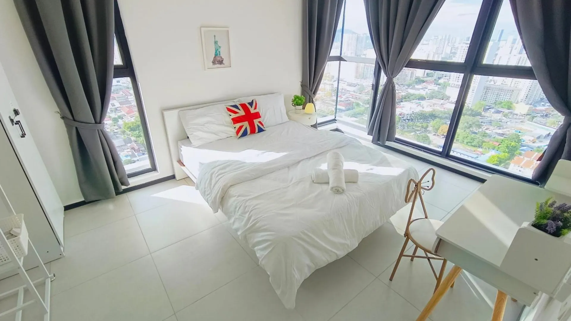 Infinity Pool, Georgetown, Up To 11 Pax, 2 Bedrooms, 2 Bathrooms, 2 Car Parks By Star Home Jelutong 0*,