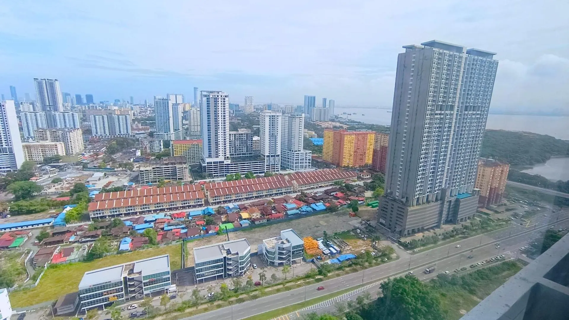 Infinity Pool, Georgetown, Up To 11 Pax, 2 Bedrooms, 2 Bathrooms, 2 Car Parks By Star Home Jelutong 0*,  ماليزيا