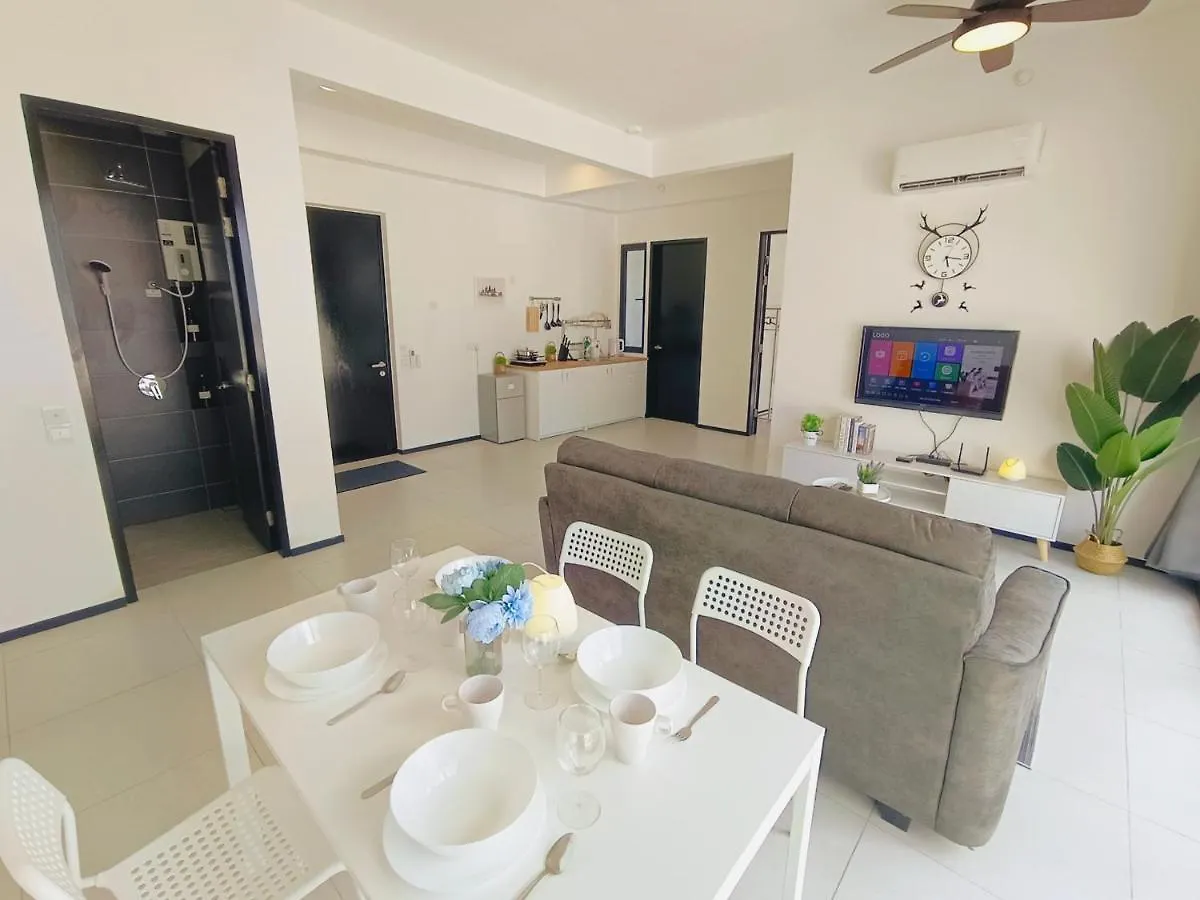 Infinity Pool, Georgetown, Up To 11 Pax, 2 Bedrooms, 2 Bathrooms, 2 Car Parks By Star Home Jelutong 0*,